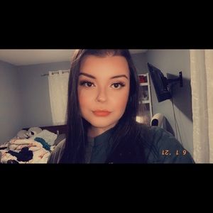 Meet your Posher, Denitsa